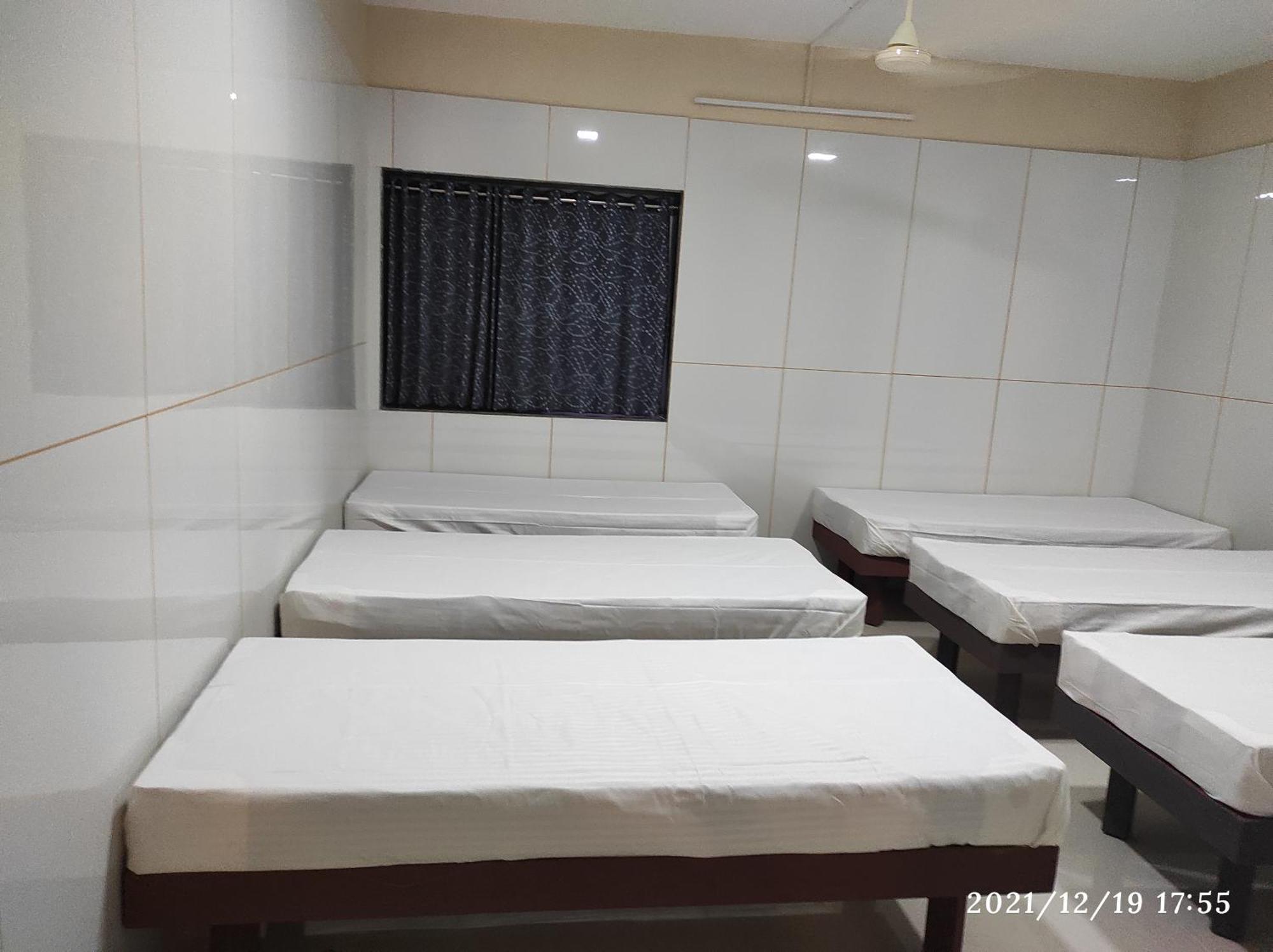 Quilon Residency Hotel Alappuzha Екстериор снимка